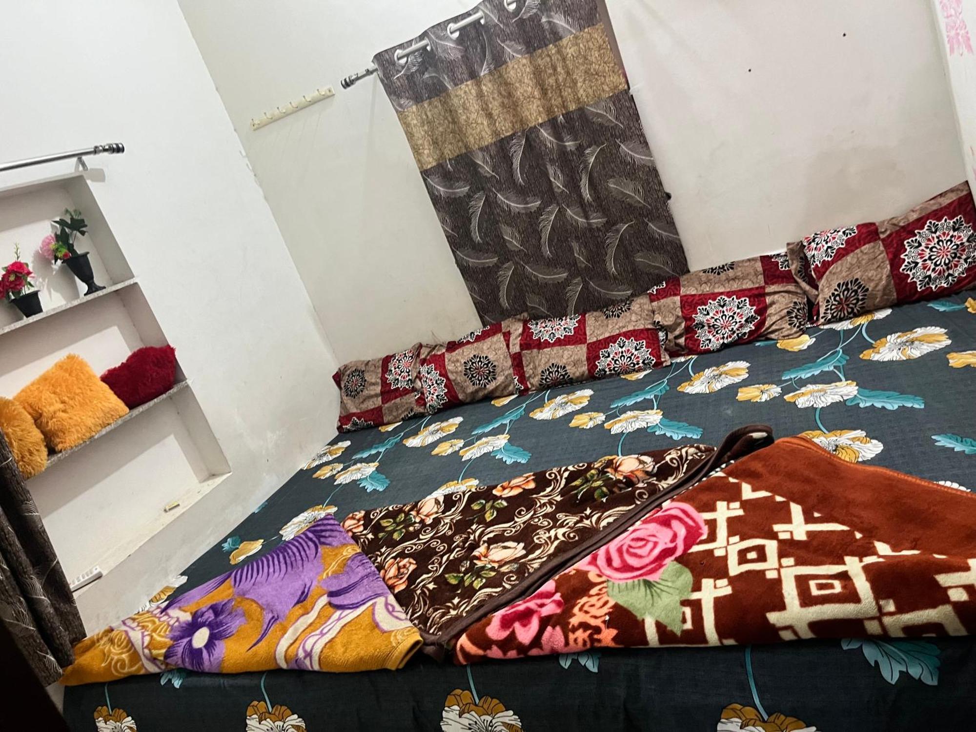 Hardik Guest House & General Store Ringas Dış mekan fotoğraf